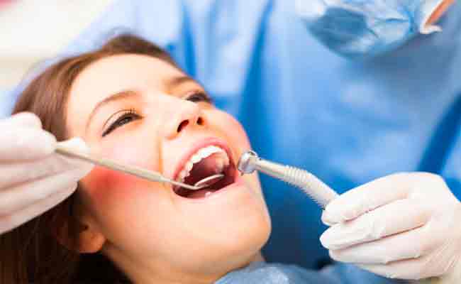 هل تعتنون بصحّة فمكم كما يجب؟ ٣ خطوات أساسية لا تهملوها ابداً!