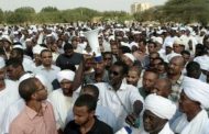 رغم تنازلات عمر البشير المعارضة إرحل يعني إرحل