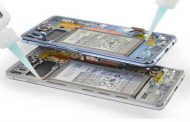 جلاكسي S10 على نقطة متدنية من iFixit