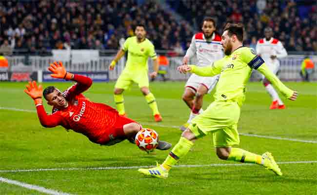 برشلونة يكتسح ليون بخماسية