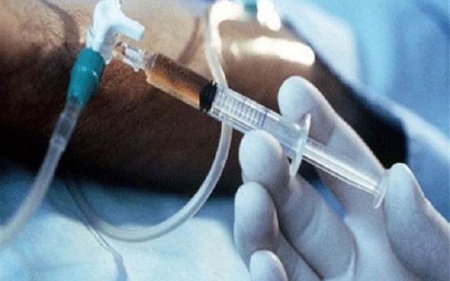 سكوب / نقاش حاد بين الجنرالات وأشقاء الرئيس حول فكرة حقن الرئيس بحقنة القتل الرحيم
