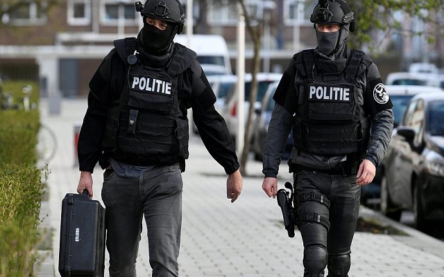 منفذ هجوم أوتريخت في هولندا يعترف بجرائمه لكن الدافع يبقى مجهول