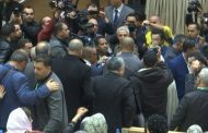 الأفلان يفتتح أشغال الدورة الاستثنائية للجنة المركزية لانتخاب أمين عام جديد