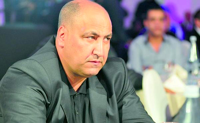 جمهور الوفاق يطالب حمار بالرحيل