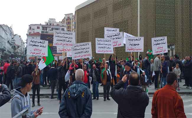 الحراك الشعبي : الجمعة السابعة تطالب برحيل النظام كاملا