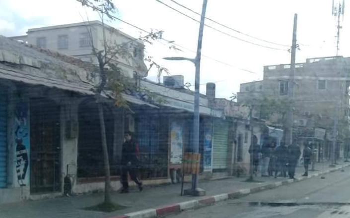 تجار تيبازة يضربون احتجاجا على مخطط المرور الجديد