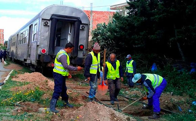 التقلبات الجوية تتسبب في انحراف قطار لنقل المسافرين بمستغانم