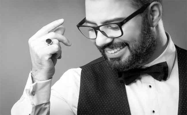 محمد رضا ينهي علاقته مع