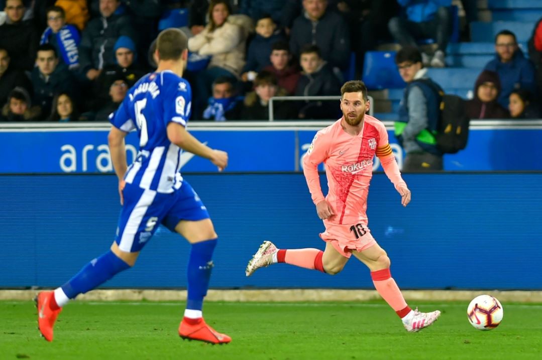 برشلونة يفوز على ألافيس