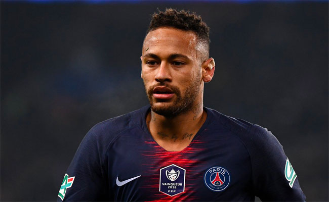 الاتحاد الأوروبي يعاقب نيمار