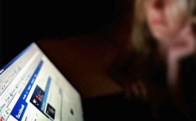 التحقيق في قضية تهديدات ضد مواطنات عبر مواقع التواصل الاجتماعي