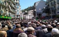 الجنازة مليونية لشيخ المجاهد عباس مدني ترعب نظام الجنرالات وترسل رسائل قوية لمن يهمه الأمر
