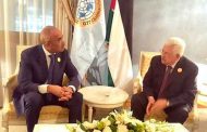 بدوي يجري مباحثات مع محمود عباس