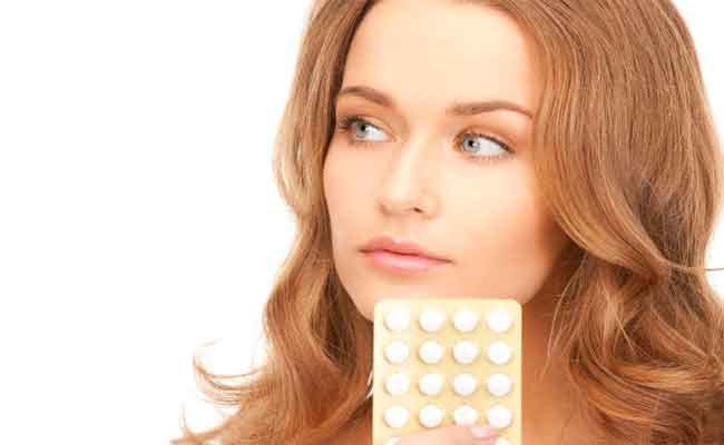 كيف تساعد حبوب منع الحمل على علاج حب الشباب؟