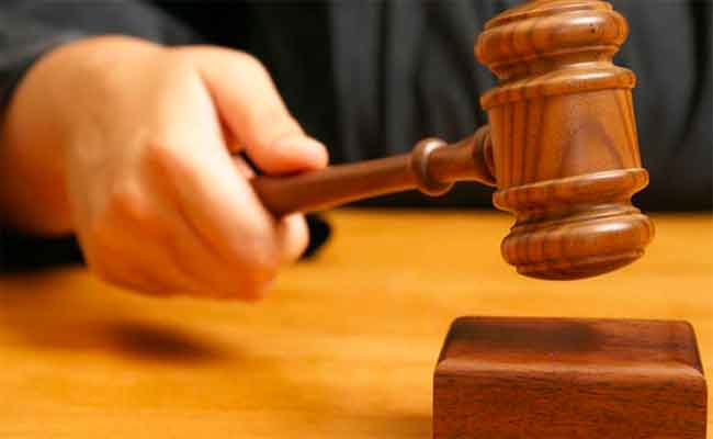 حكم غيابي بالسجن سنتين في حق رئيس بلدية النخلة الأسبق بالوادي