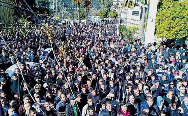الطبقة العاملة تساند الحراك الشعبي في اليوم العالمي للعمال