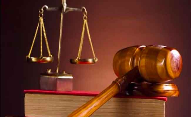 التحقيق مع رؤساء بلديات ومسؤولين واطارات بقطاعات مختلفة بسطيف