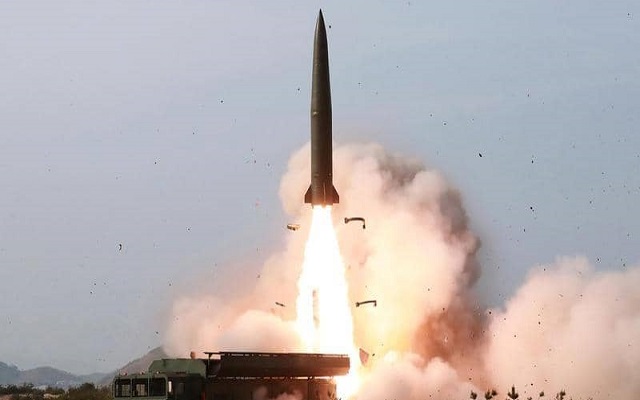 كوريا الشمالية تستعرض عضلاتها وتهاجم ترامب