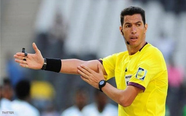 إيقاف الحكم مصري بسبب أدائه السيء في مباراة الوداد والترجي...