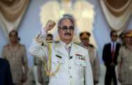قتل ألاف المسلمين ودهب ليؤدي مناسك العمرة