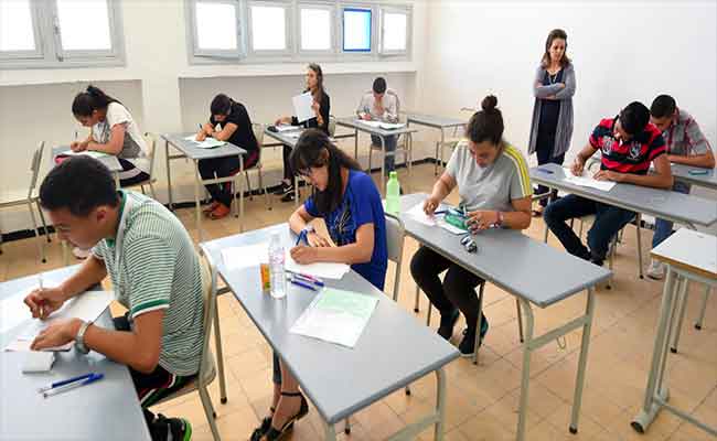 شروع أكثر من 674 ألف مترشح في اجتياز امتحانات شهادة البكالوريا