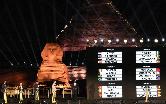 بسبب ارتفاع الحرارة فترات استراحة خلال مباريات كأس إفريقيا...