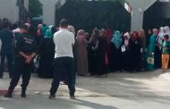 احتجاج العشرات من المواطنين على إقصائهم من مساكين اجتماعية بسيدي بلعباس