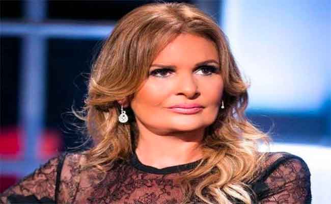 يسرا تفقد أعز الناس...