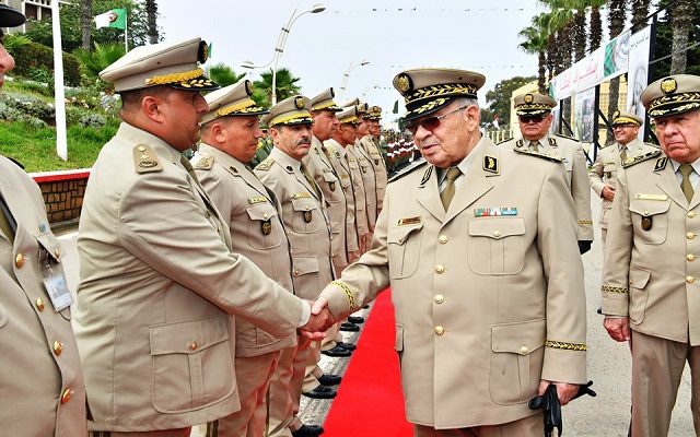 خوفا من أن ينقلب عليه القايد صالح يقيل العميد الغالي بلقصير