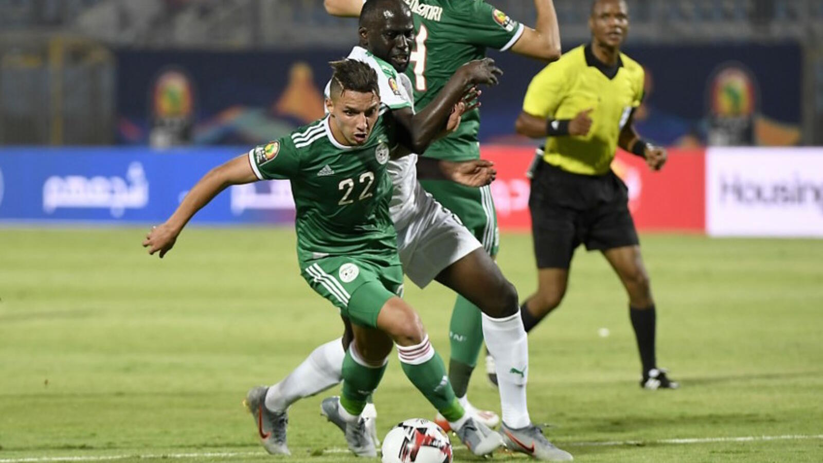 بن ناصر يقترب من ميلان...