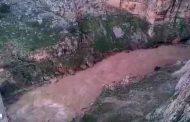 فيضانات وادي الرمال بقسنطينة تجرف خمسينيا مازال مفقودا