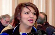 استقالة وزيرة الثقافة مريم مرداسي على خلفية فاجعة الحفل الفني