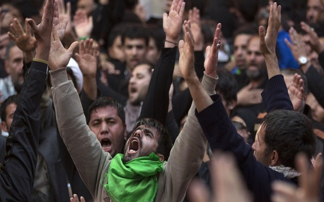 ايران أكبر مصنع لإنتاج الإرهابيين عبر 13 معسكر