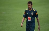 نيمار يمهل برشلونة حتى 20 أوت...