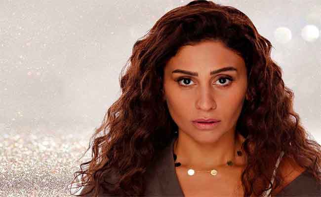 دينا الشربيني تعود الى الكوميديا بعمل سينمائي مع كريم عبد العزيز...