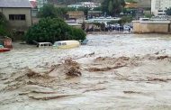 انتشال جثة شخص جرفته سيول الأمطار و إنقاذ عائلة علقت على متن سيارة بقالمة