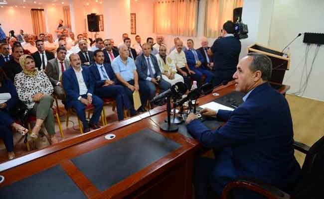 ميهوبي : تنظيم الرئاسيات هو 