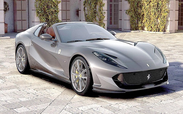 فيراري 812 GTS أقوى سيارة سبايدر بالعالم...