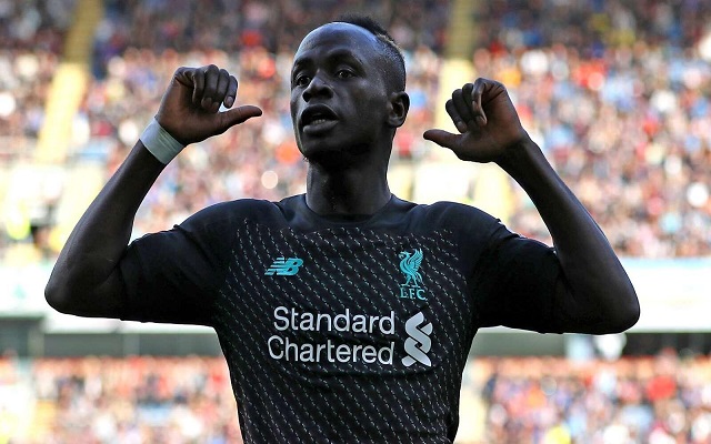 ليفربول تشعل الصراع بين ماني وصلاح...