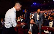 ميسي لا أمانع بتناول العشاء مع الدون...