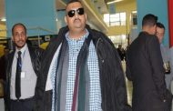 الشرطة تنزع من إسكوبار الجزائر مسدسه الشخصي ورخصة حمل السلاح