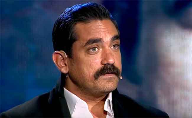 أمير كرارة يخلع عباءة الرائد سليم الأنصاري ويرتدي الزي العسكري للشهيد