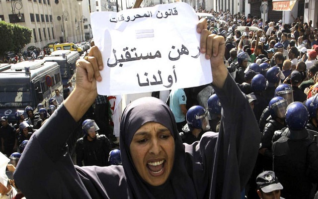 الطلبة والاتحادية الوطنية لعمال البترول الغاز ينتفضون ضد قانون المحروقات