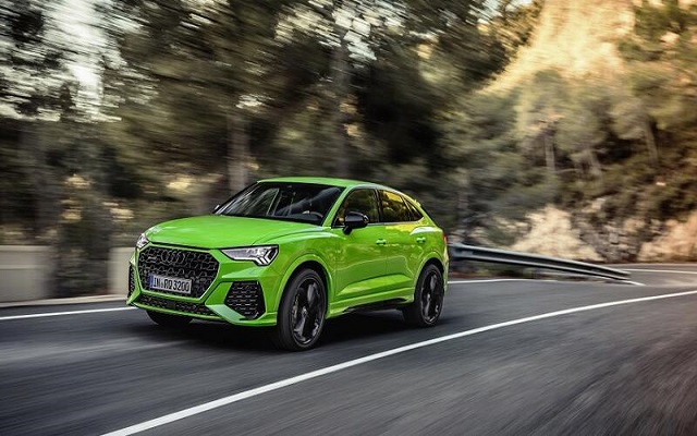 Audi RS Q3 وAudi RS Q3 السيارات الخارقة...