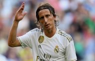 مودريتش في صفقة تبادلية محتملة بين ريال مدريد وتوتنهام...