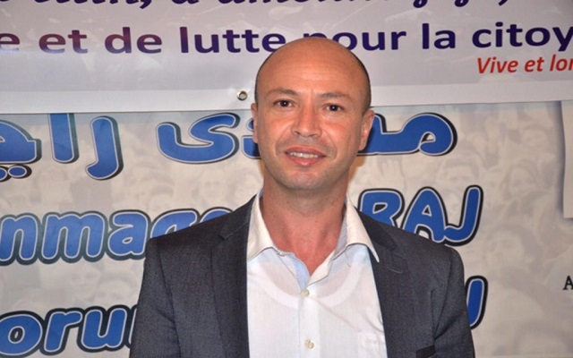 جاء لمساندة رفقائه المعتقلين ظلما فثم اعتقاله من قبل كلاب القايد صالح...