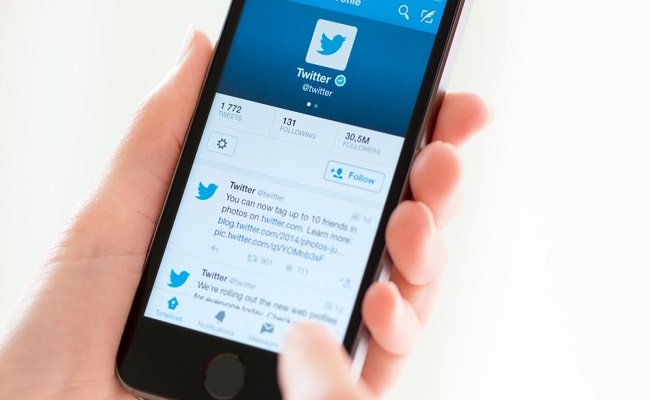 Twitter تطلق ميزة الإبلاغ عن القوائم المسيئة...
