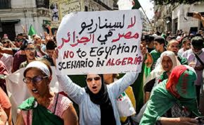 رغم الحكم بـ 18 شهرا للمحتجين على تجمع بن فليس خرج الطلاب