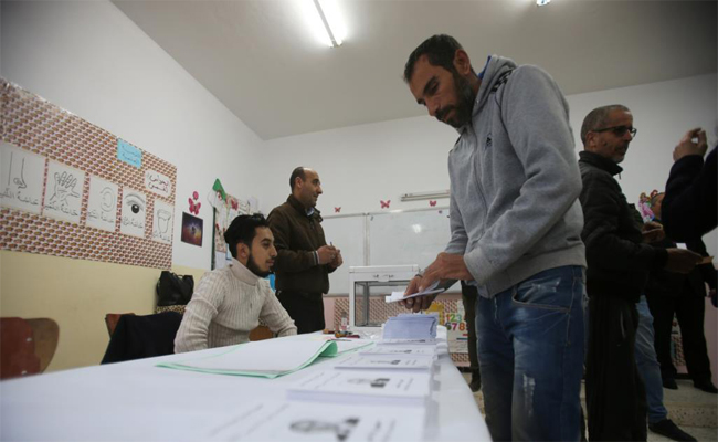 المشاركة في الرئاسيات تصل إلى نسبة 7،92% على الساعة الـ11 صباحا