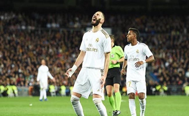 رغم كل الإشاعات ريال مدريد يرغب في تجديد عقد بنزيمة...